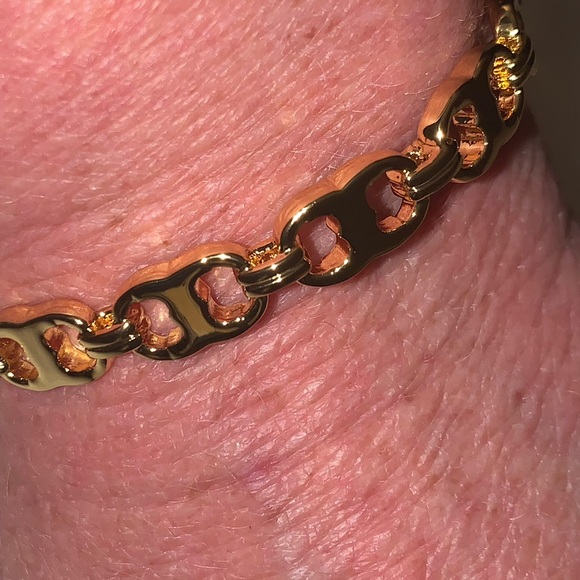 New tags Tory Burch gold cuff bracelet - Picture 3 of 10